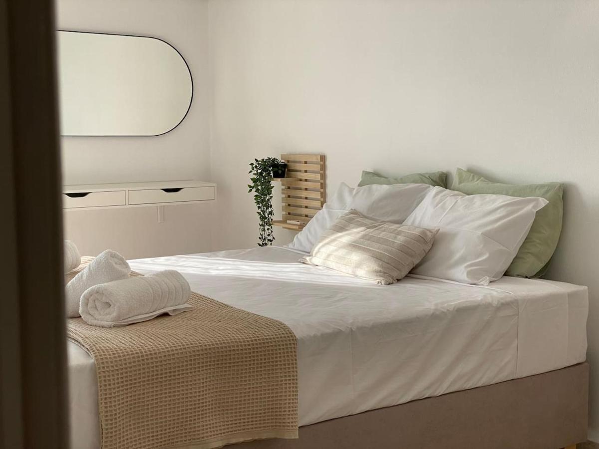 The Olive Ocean Appartement Tolón Buitenkant foto